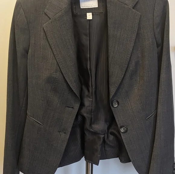 The Limited Travel Suit 2 Button Blazer Cassidy Fit Pant Gray Women’s Size 0/2 - Picture 7 of 7